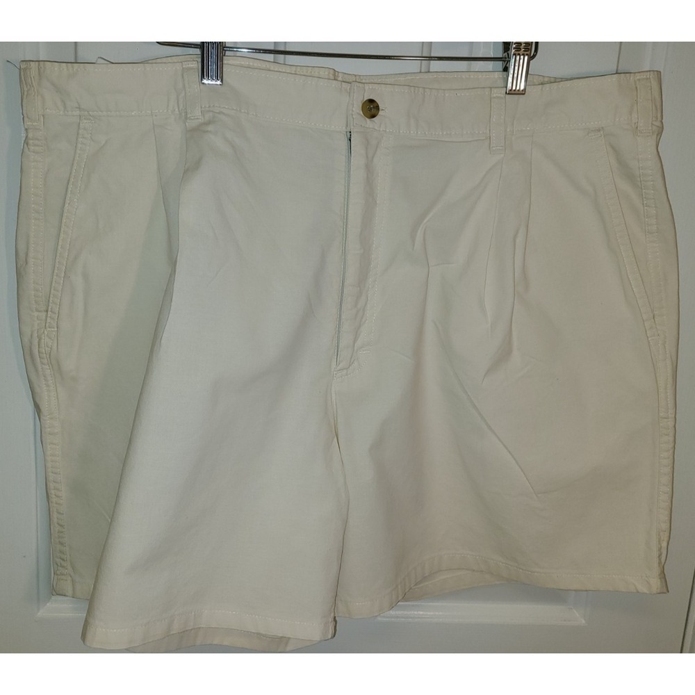 Woolrich Shorts, Men's‎ Size 40, Off White, Pockets, 6 inch inseam Summer
